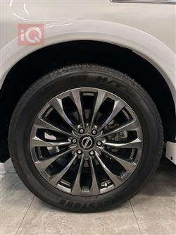 Nissan Armada